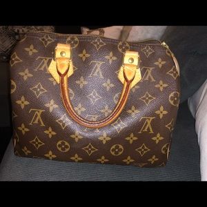 Louis Vuitton Speedy 30